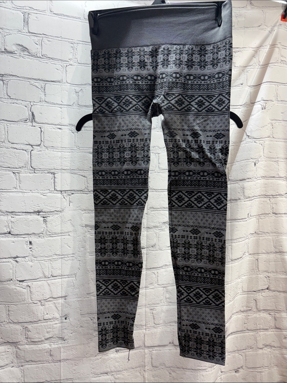 No Boundaries Winter Black and Gray Patterned Leggings